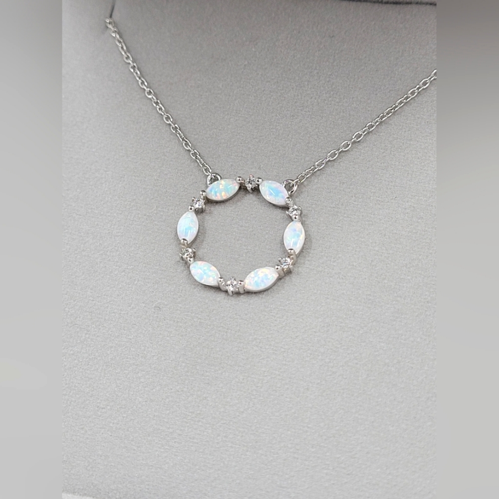 Sterling Silver Halo Necklace